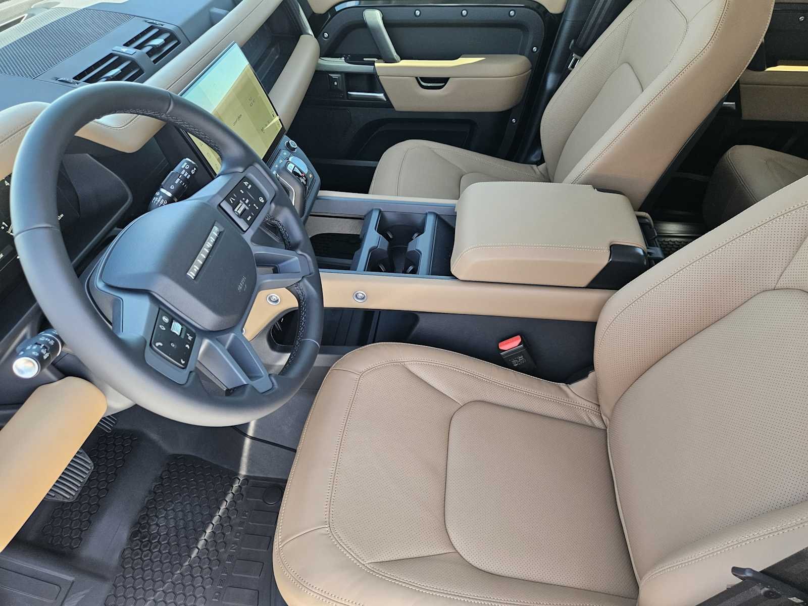 New 2026 Santorini Black LAND ROVER S image 11
