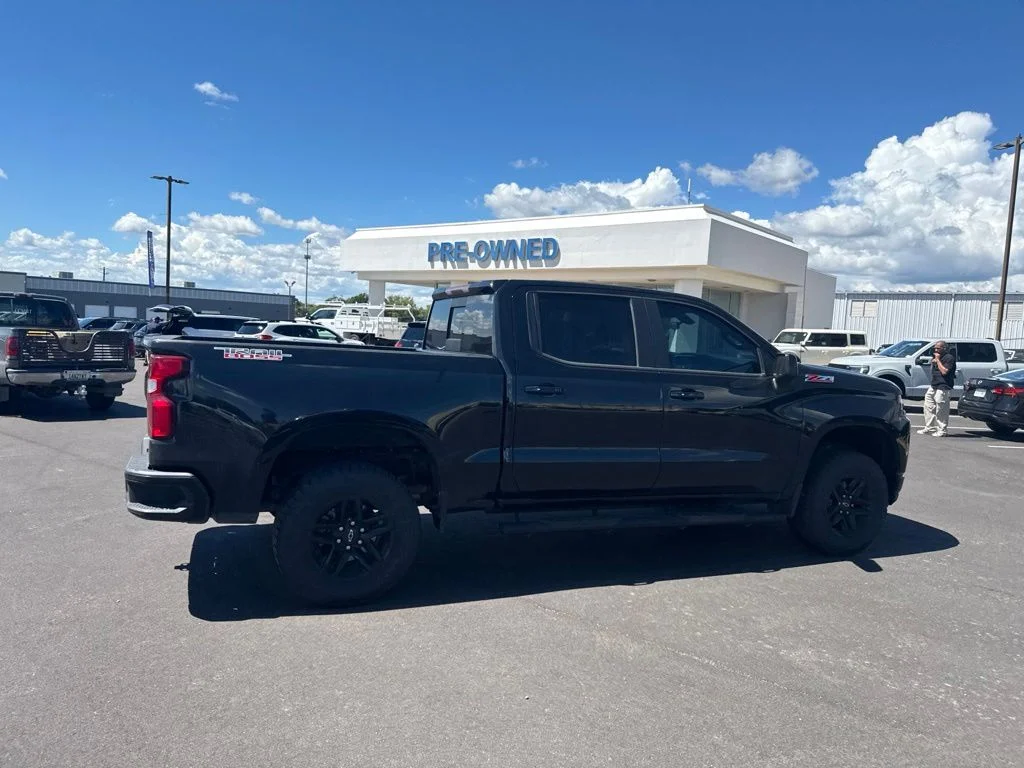 Used 2019 Black Chevrolet LT Trail Boss image 13