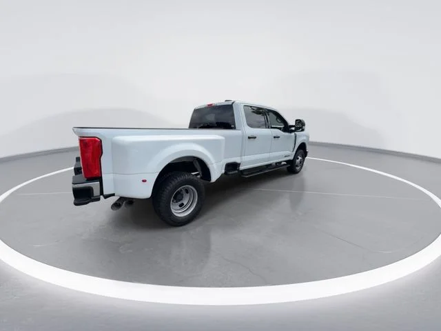 Used 2026 White Ford XLT image 8