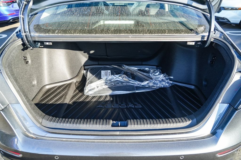 New 2026 Meteorite Gray Metallic Honda Touring image 13