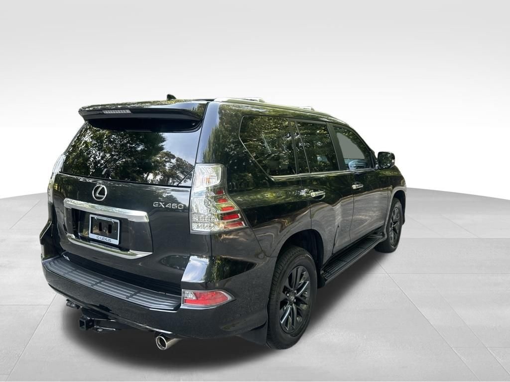 Used 2023 Black Lexus 460 image 5