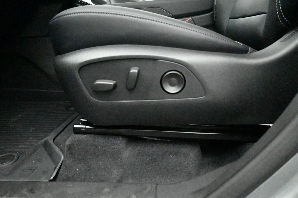 2026 GMC Acadia Elevation - Photo 8