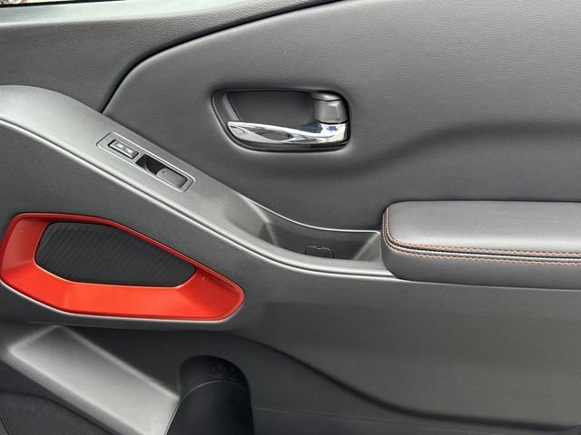 2025 Nissan Frontier PRO-4X - Photo 21