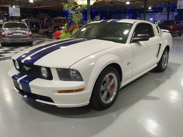 2006 Ford Mustang GT Premium