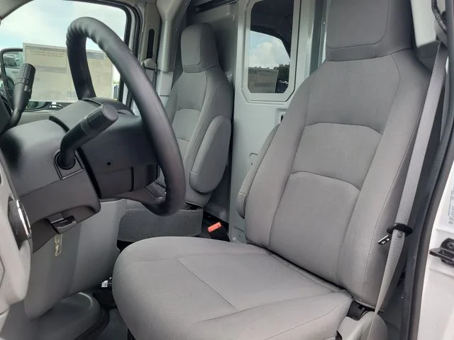 New 2027 Oxford White Ford Base image 13