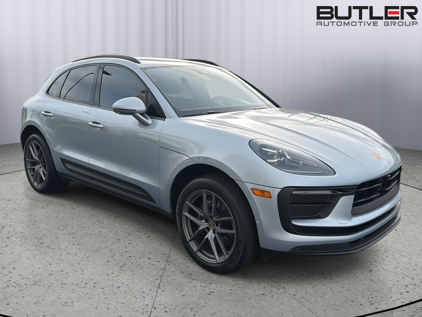 Used 2023 Dolomite Silver Metallic Porsche T image 8