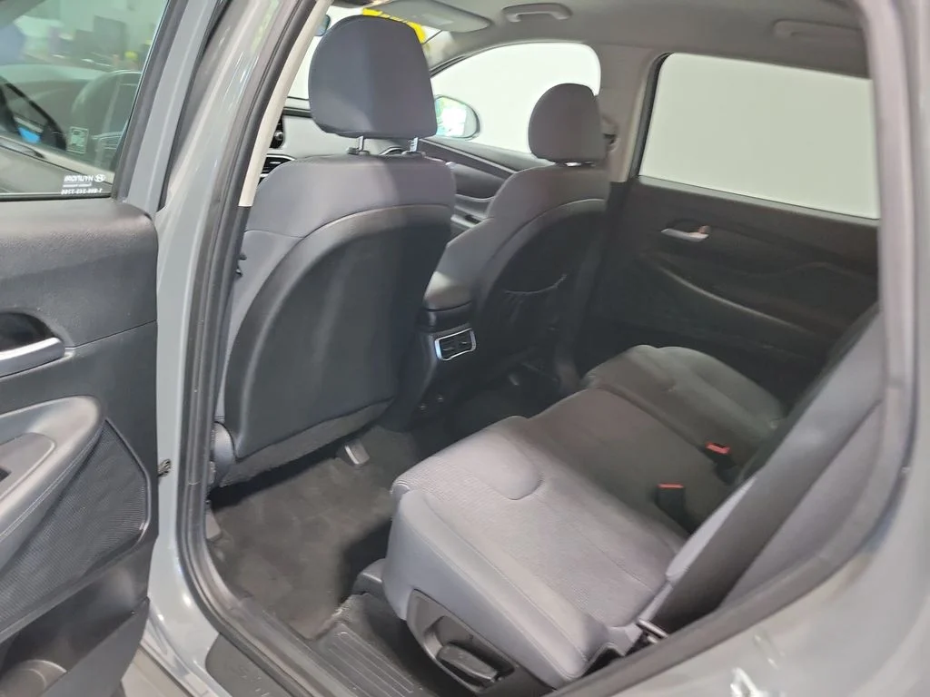 Certified Used 2021 Gray Hyundai SE image 19