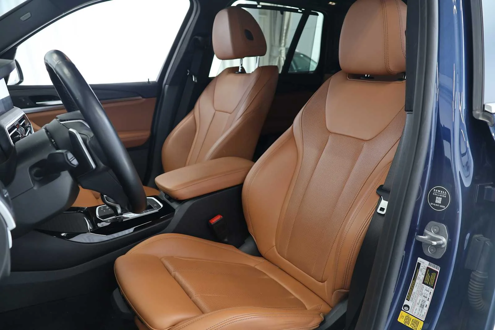 Used 2022 Phytonic Blue Metallic BMW sDrive30i image 10