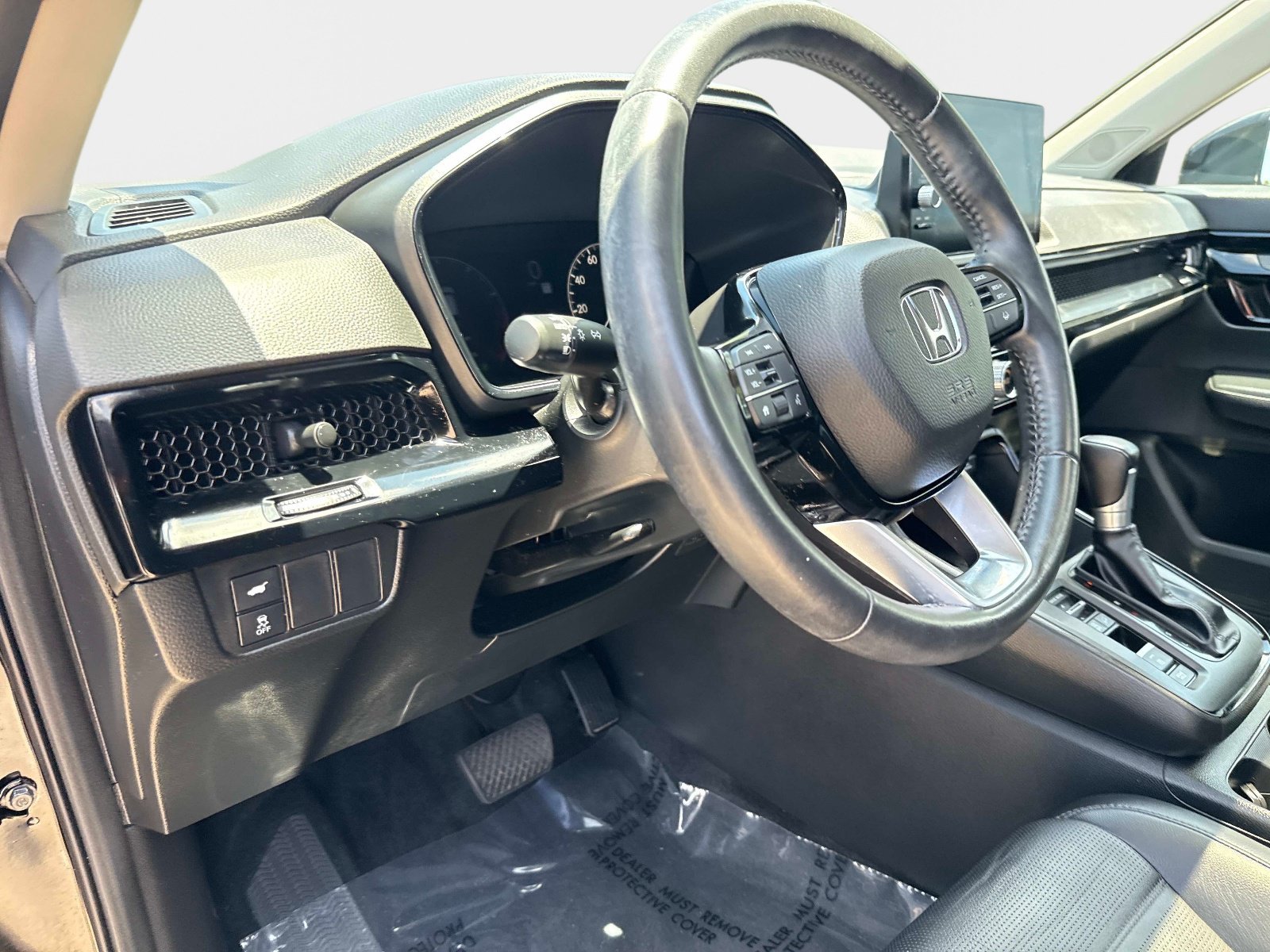 Used 2024 sparkle silver metallic Honda EX-L image 18