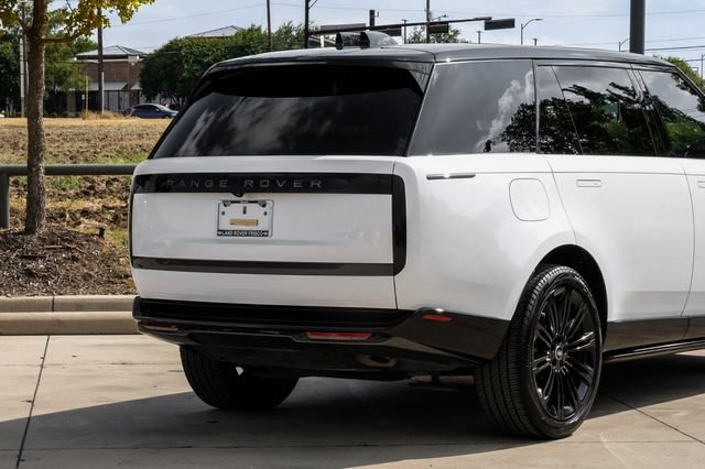 Certified Used 2024 White Land Rover SE image 11