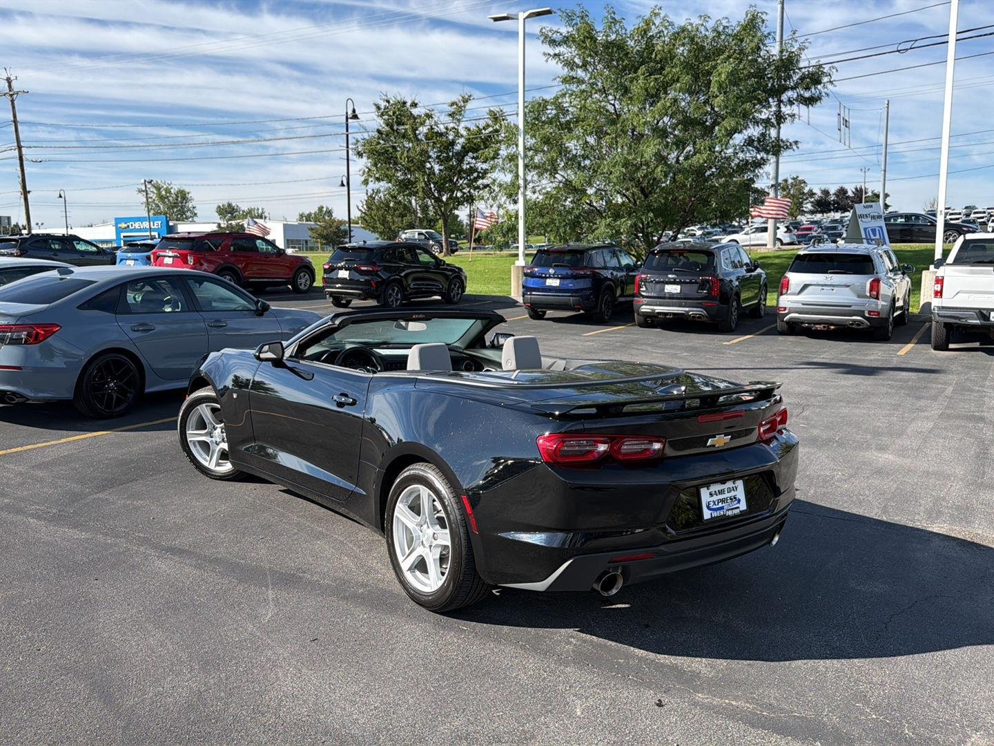 Used 2023 Black Chevrolet 1LT image 6