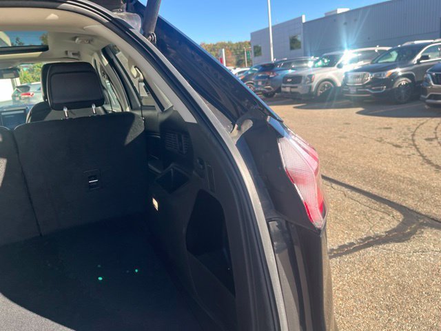 Used 2022 Black Ford SEL image 20