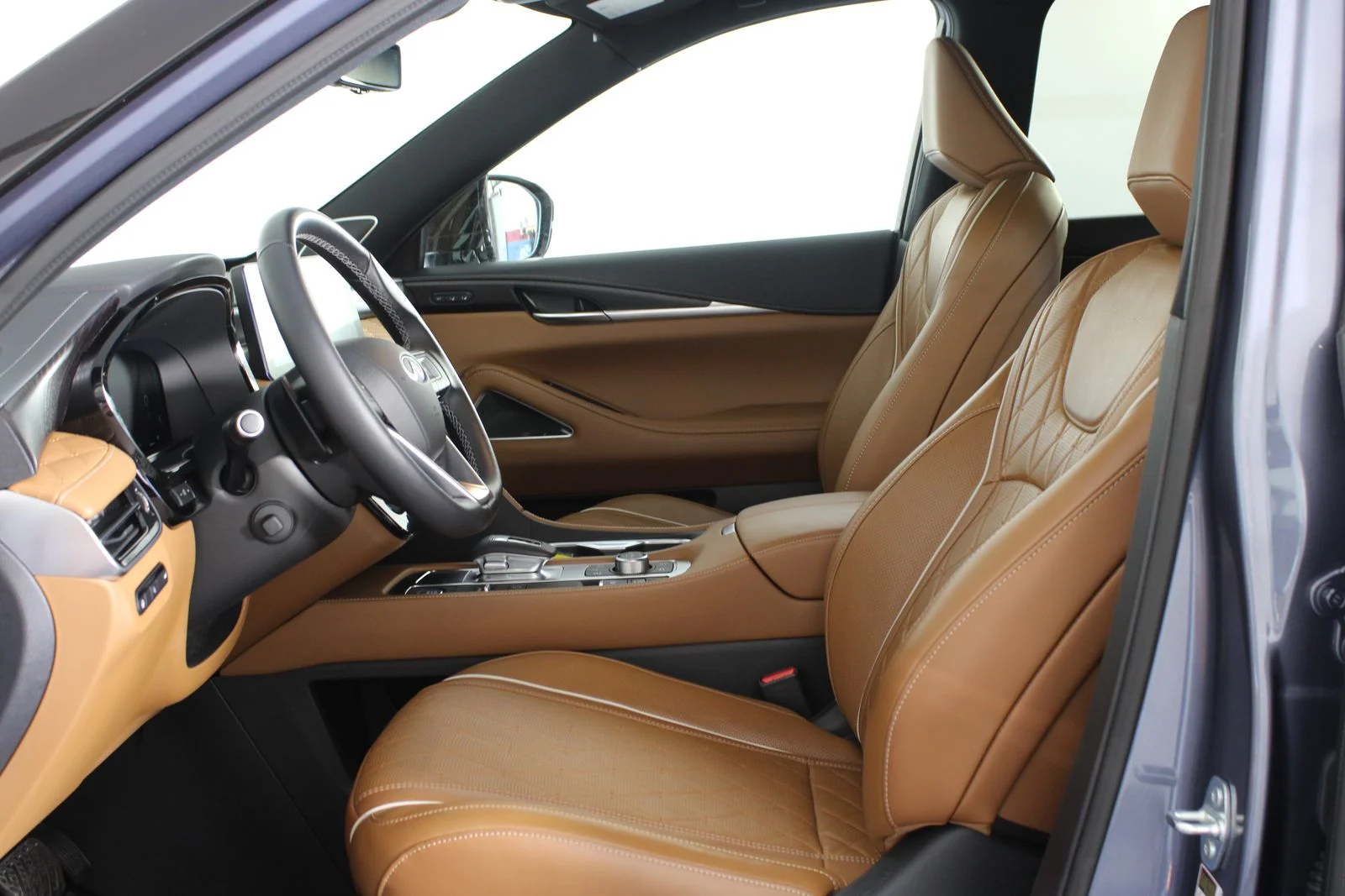 Used 2024 Blue INFINITI Autograph image 12