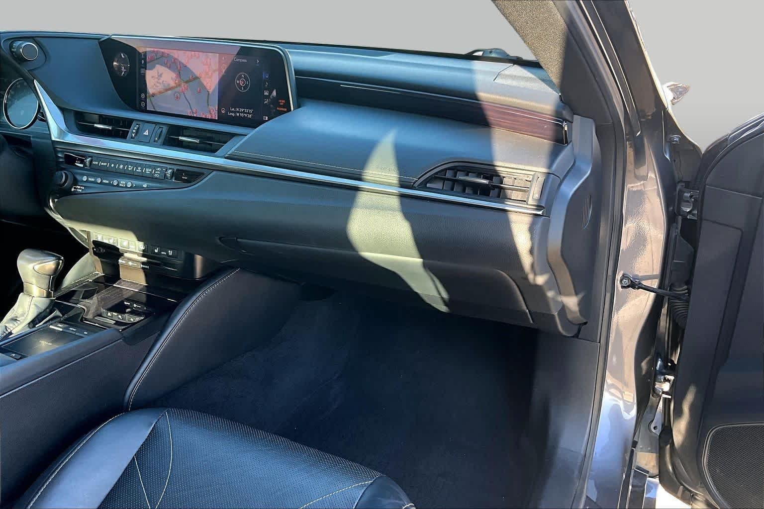Used 2019 Nebula Gray Pearl Lexus Luxury image 19