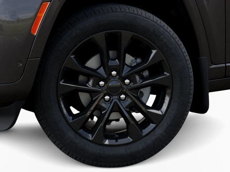 New 2026 Baltic Gray Metallic Clear-Coat Exterior Paint Jeep Limited Reserve image 9