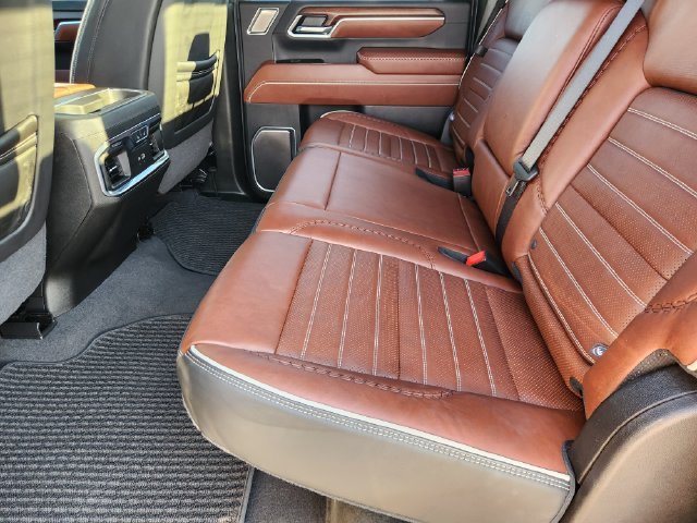 2026 GMC Sierra 3500HD Denali Ultimate - Photo 30