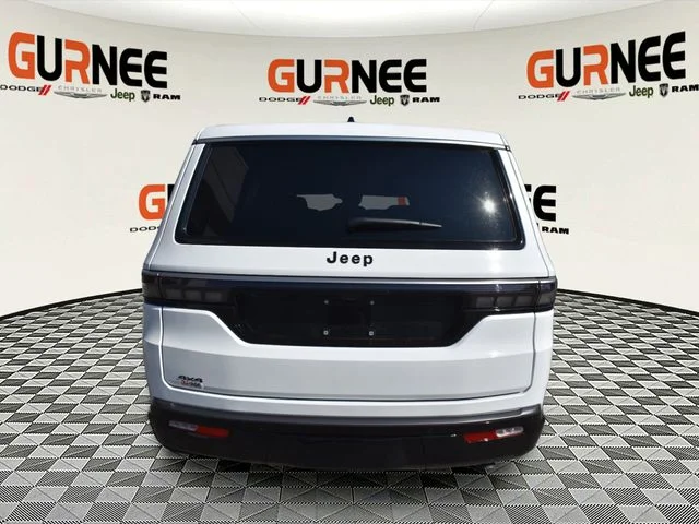 New 2026 Bright White Clear-Coat Exterior Paint Jeep  image 4