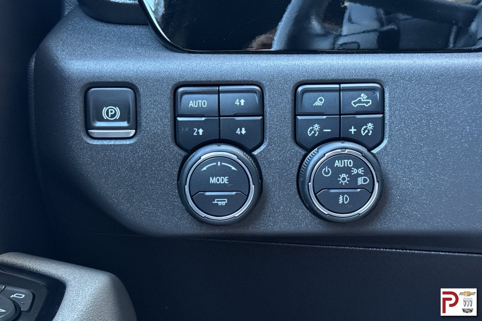 Used 2025 Black Chevrolet ZR2 image 32
