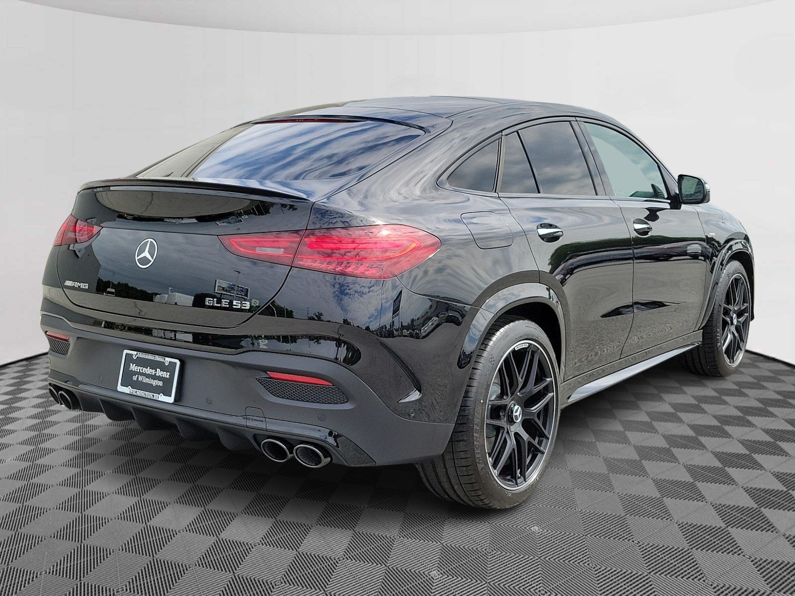 Certified Used 2024 Obsidian Black Metallic - 197 Mercedes-Benz AMG® GLE 53 image 4