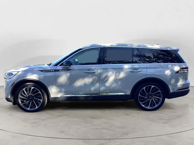 Used 2020 Ceramic Pearl Metallic Tri-Coat Lincoln Reserve image 2