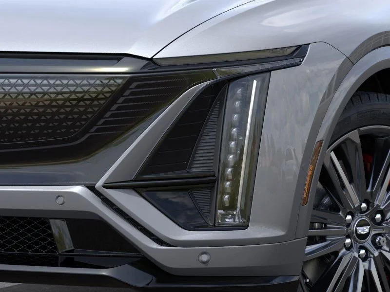 2026 Cadillac LYRIQ V Premium - Photo 16