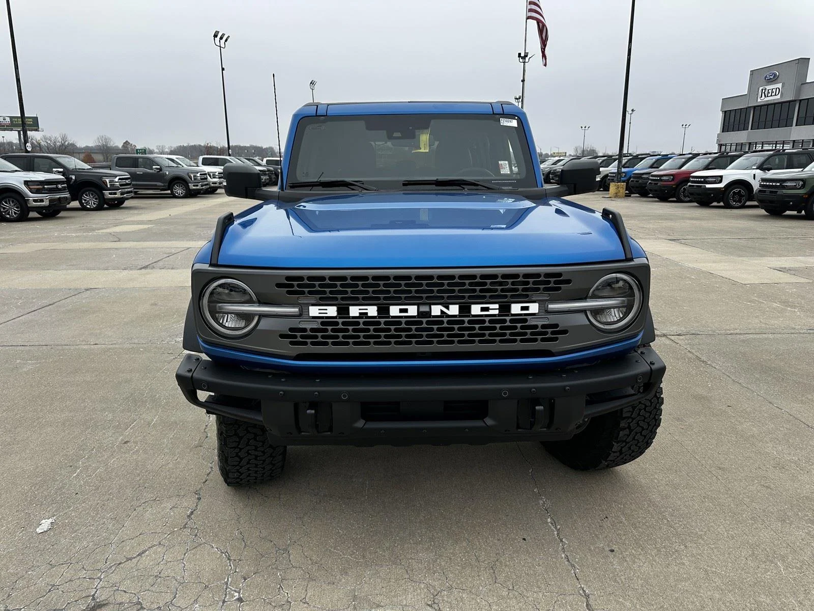 New 2025 Velocity Blue Metallic Ford Badlands® image 3