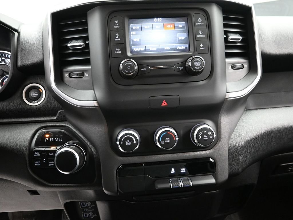 Used 2020 Black Ram Big Horn/Lone Star image 17