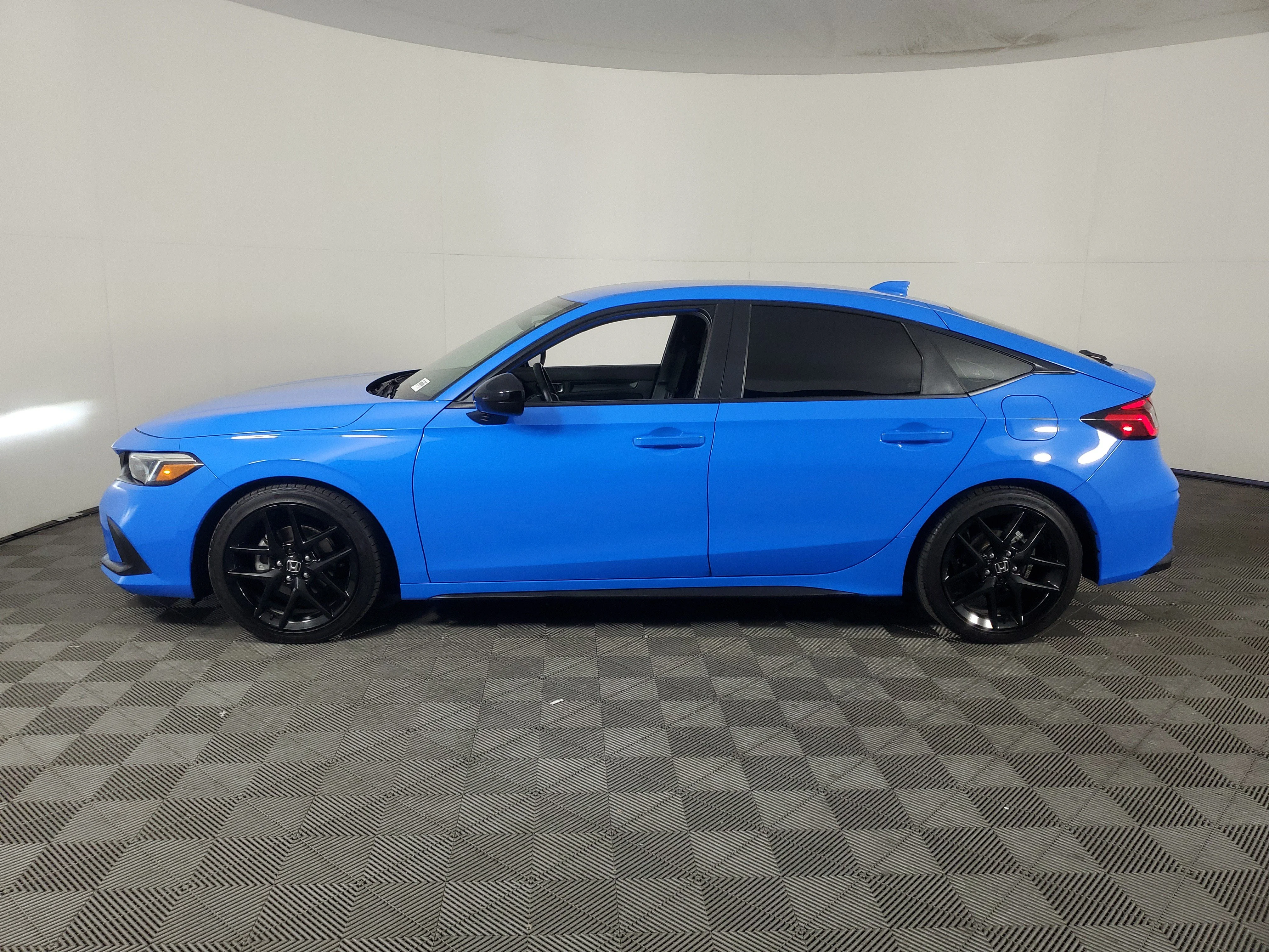 2024 Honda Civic Hatchback Sport - Photo 39