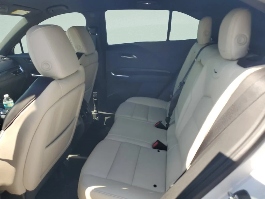 Used 2023 Crystal White Tricoat Cadillac Sport image 10