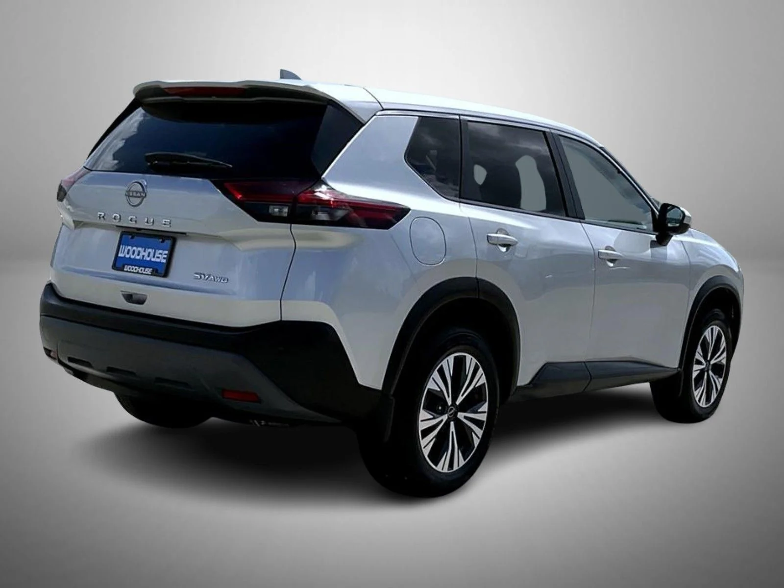 Used 2023 Silver Nissan SV image 5