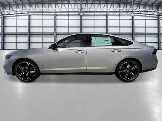 New 2026 Solar Silver Metallic Honda SE image 2