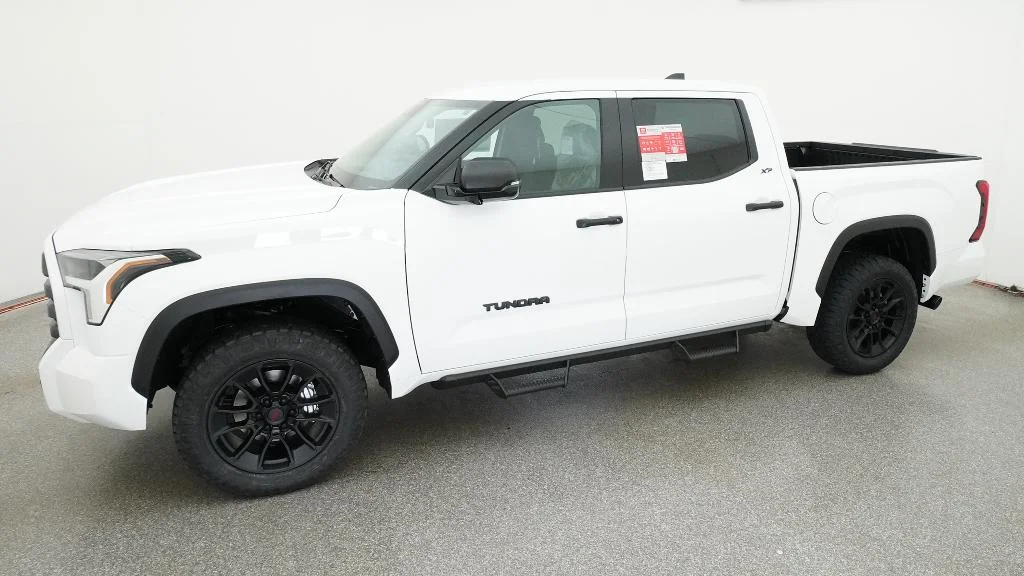 New 2026 Ice Cap Toyota SR5 image 5