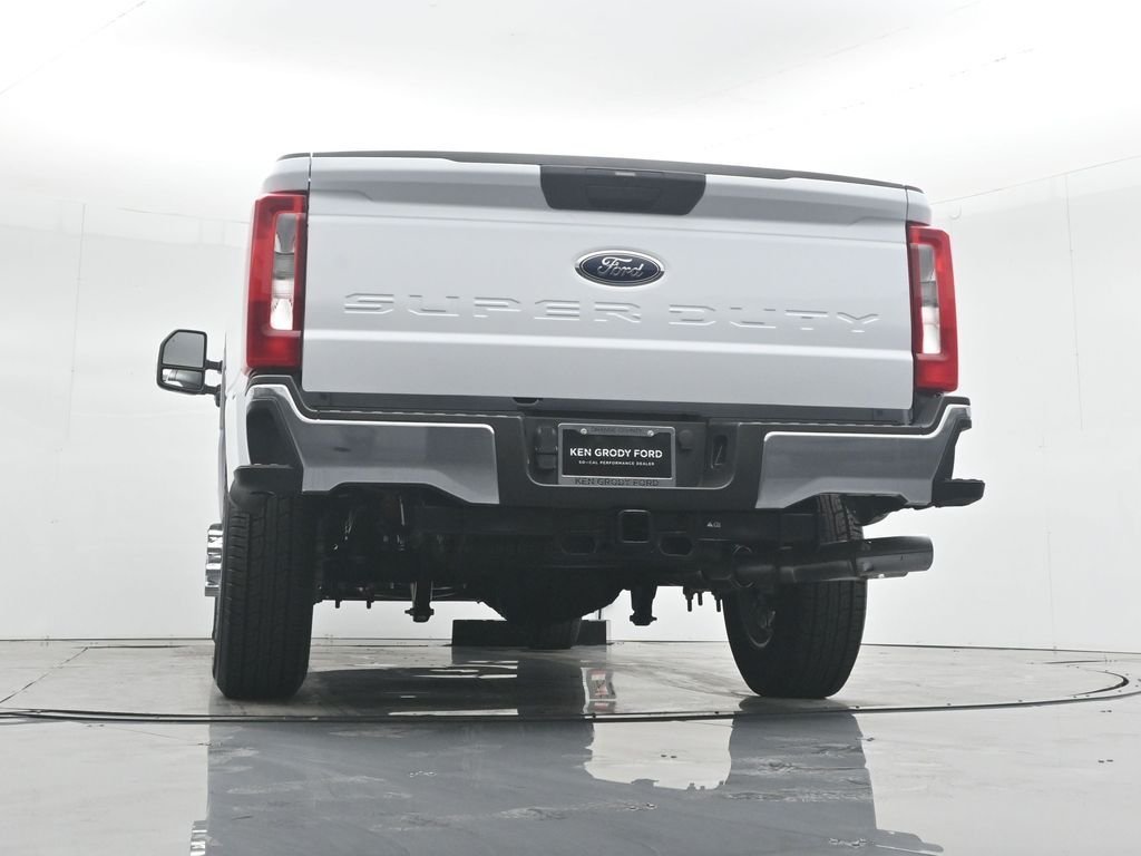 2026 Ford F-350 Super Duty XLT - Photo 52