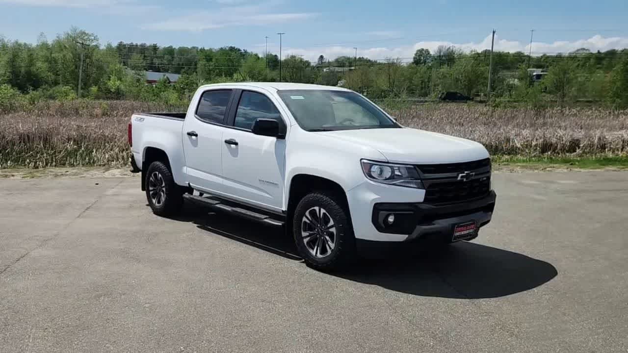 Used 2022 Summit White Chevrolet Z71 image 2