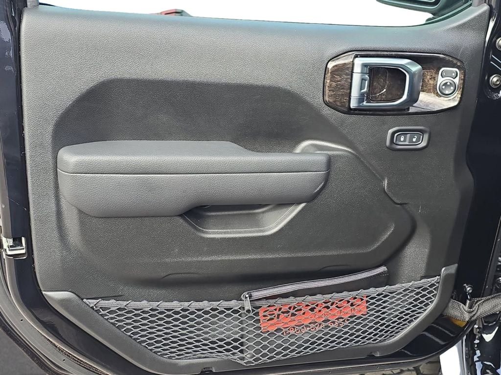 2025 Jeep Wrangler 4-Door Willys - Photo 13