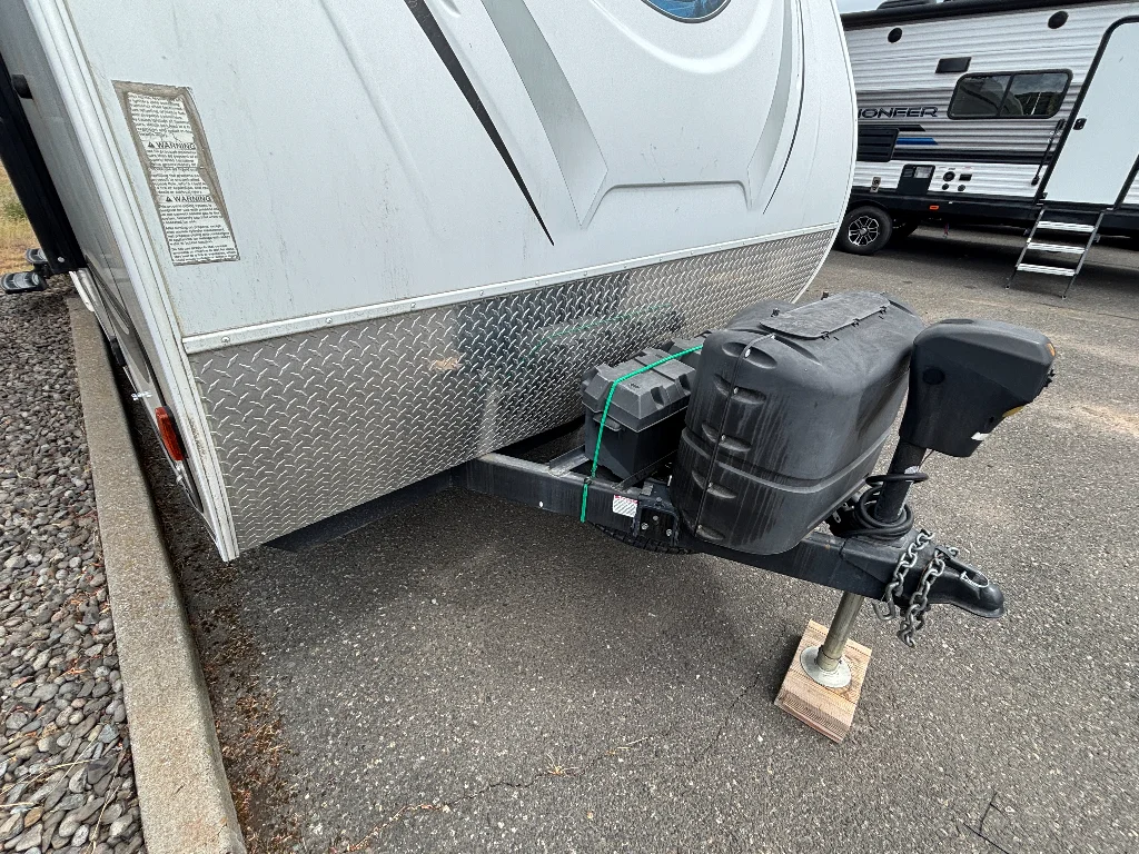 Used 2018 WHITE FOREST RIVER M-192-RBS image 4