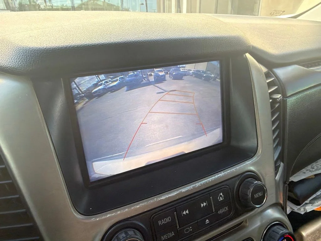 Used 2018 Silver GMC Denali image 4