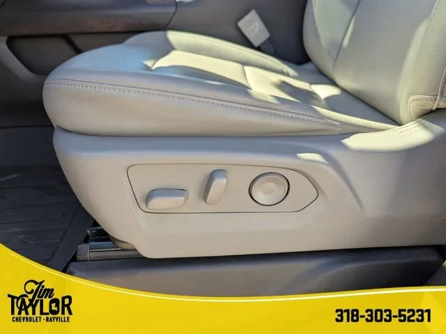 2024 GMC Sierra 2500HD SLT - Photo 17