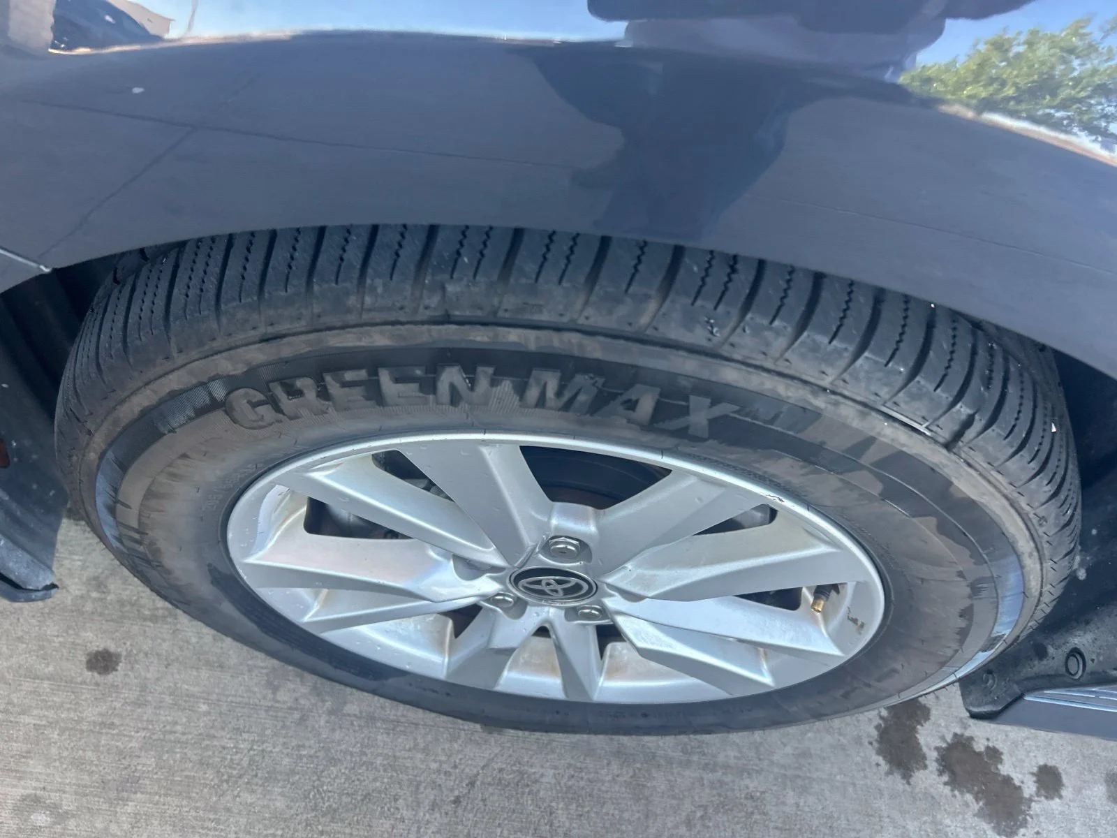 Used 2025 Black Toyota LE image 25