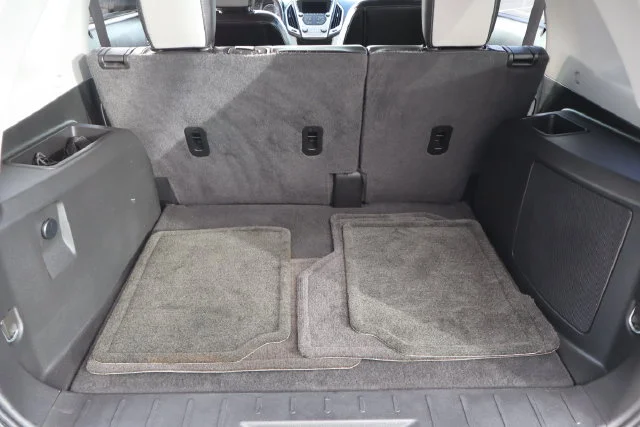 Used 2016 Summit White GMC Denali image 22