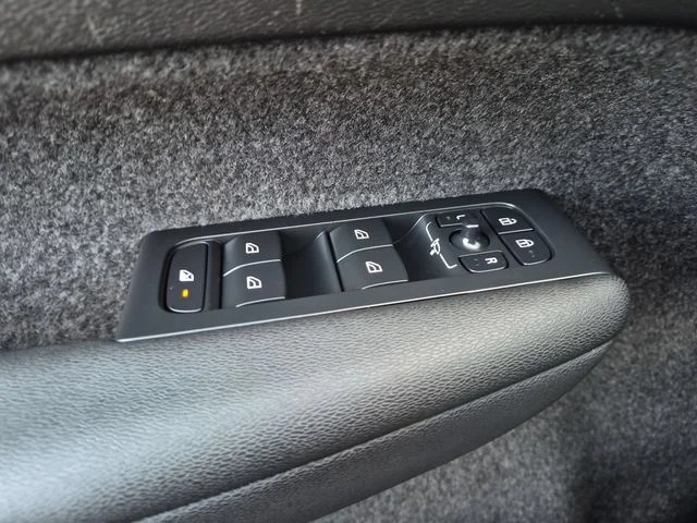 Used 2024 White Volvo B5 Plus Bright Theme image 13