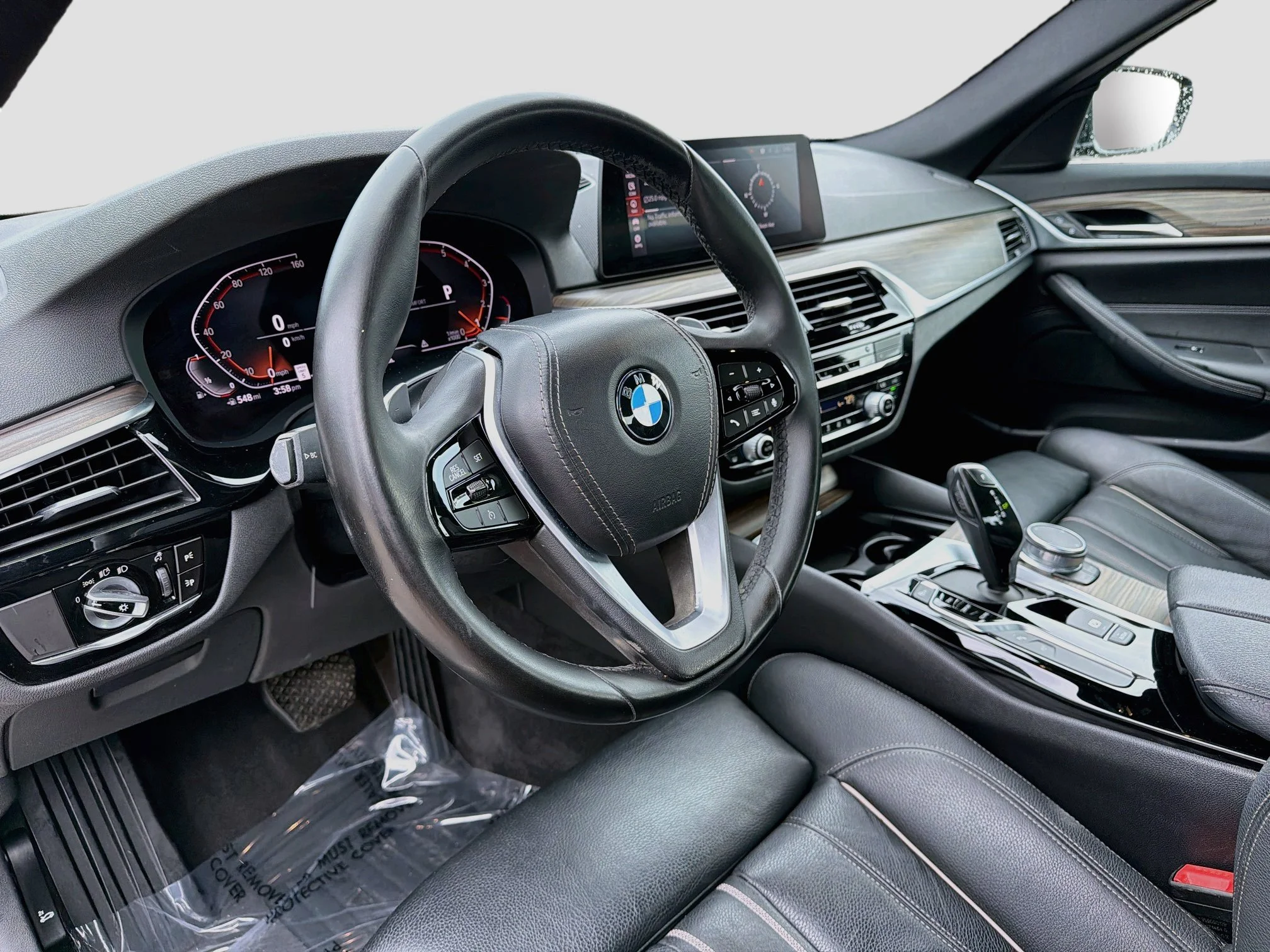 Used 2020 Black Sapphire Metallic BMW 530i image 26