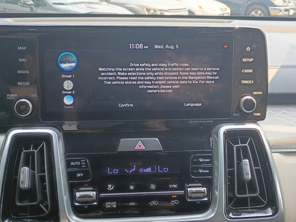 Used 2023 Platinum Graphite Kia SX Prestige image 21
