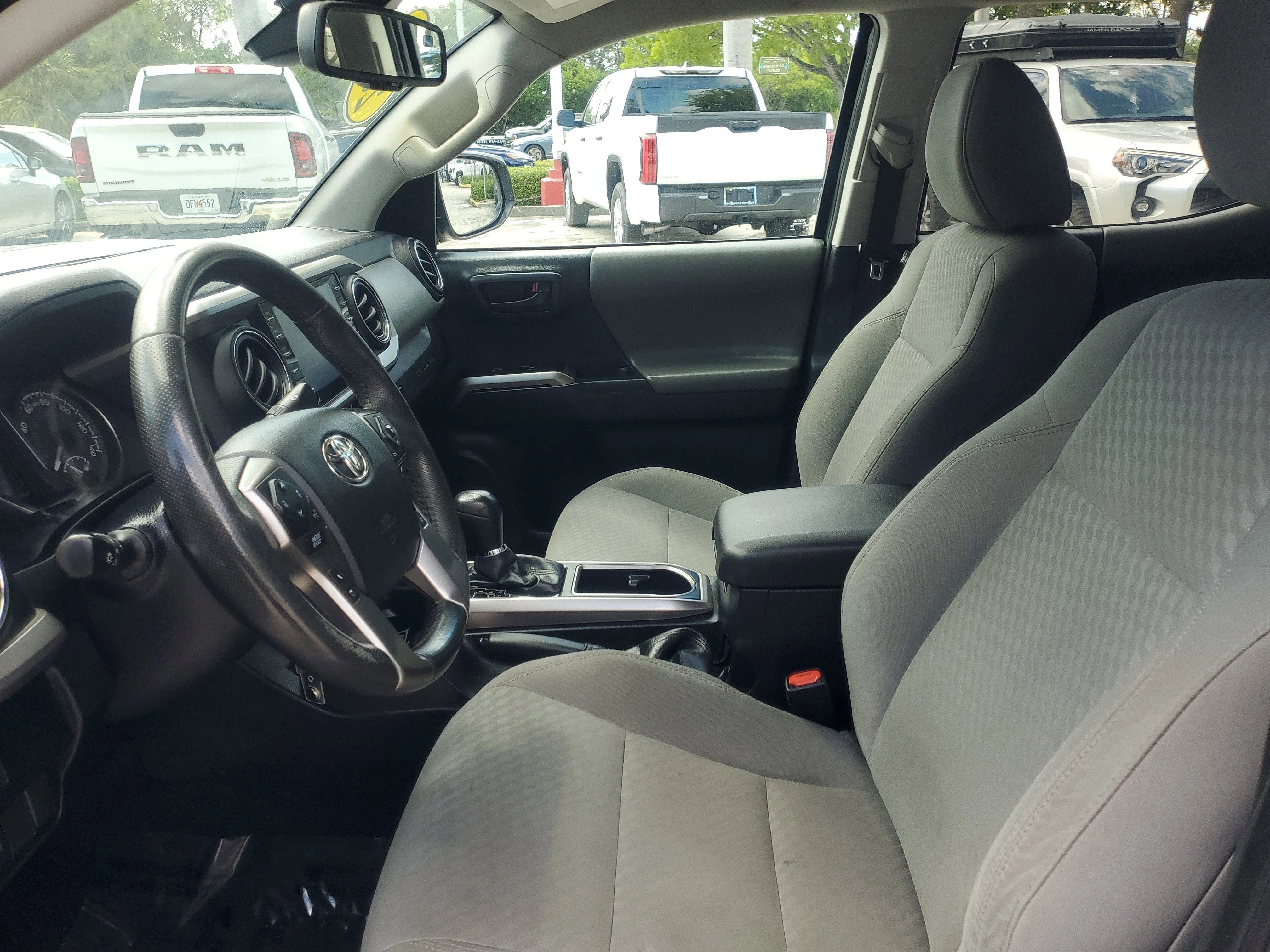 Used 2022 Celestial Silver Metallic Toyota SR5 image 13