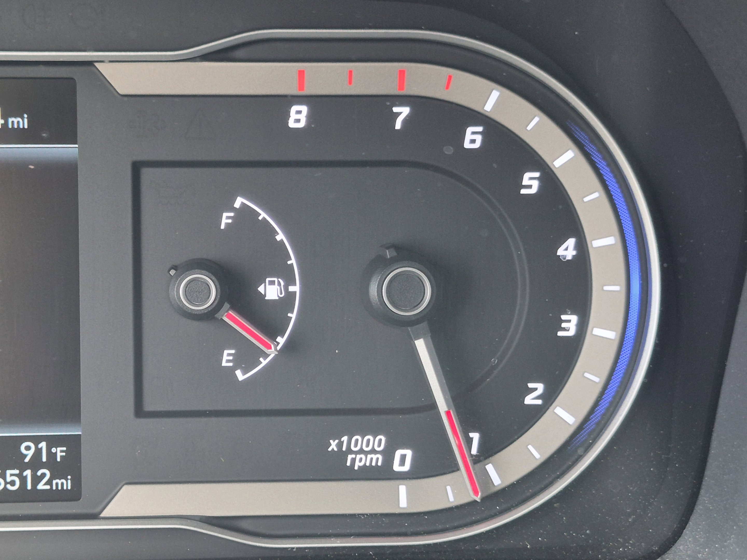 Used 2023 Hampton Gray Hyundai SEL image 46