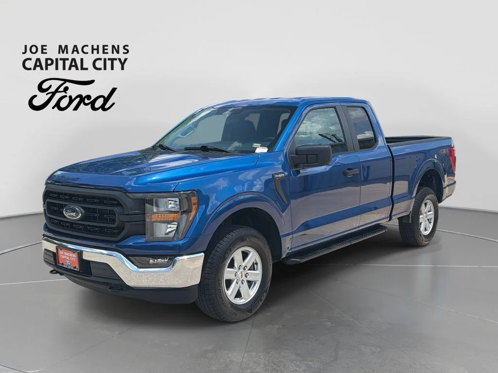 Used 2023 Atlas Blue Metallic Ford XL image 9