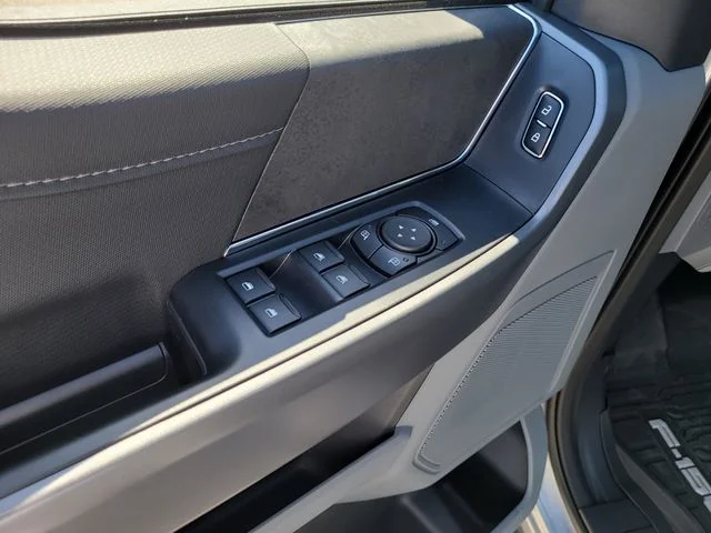 New 2026 Silver Metallic Ford XLT image 17