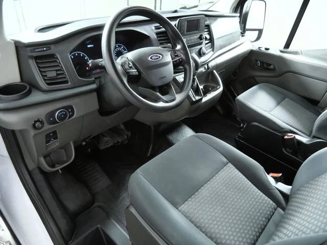 Used 2024 Oxford White Ford  image 4