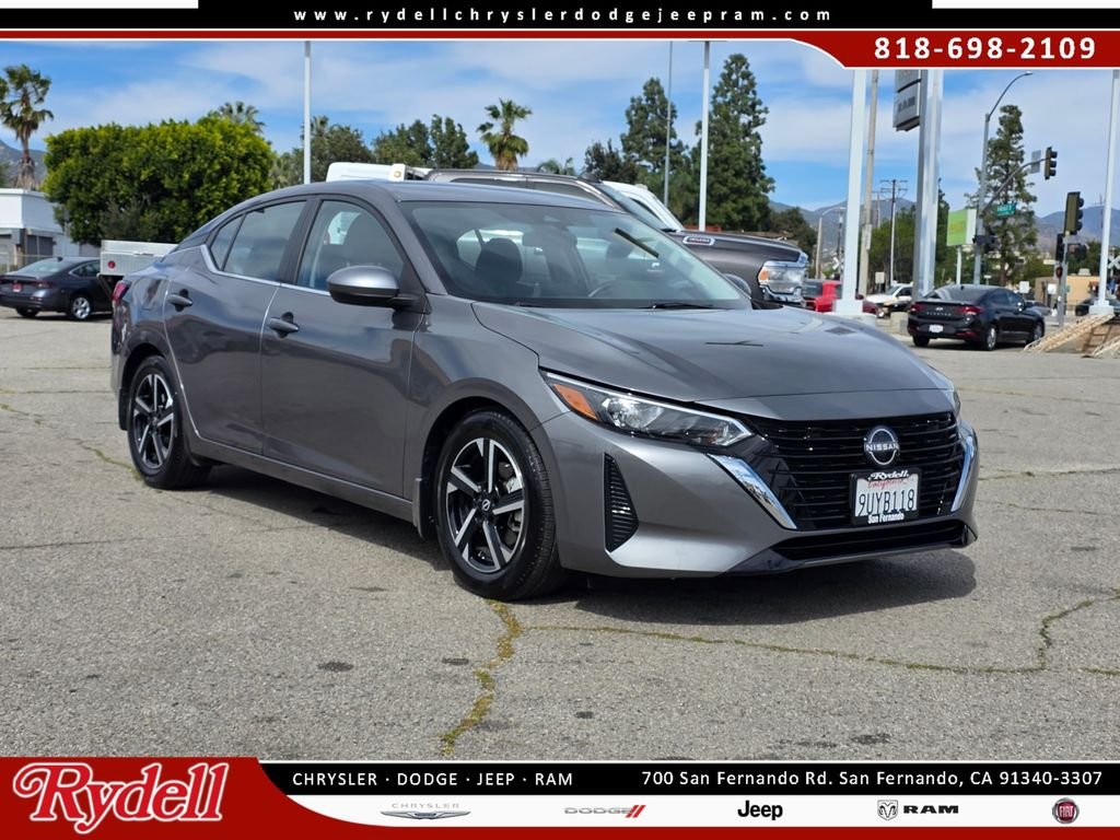 2025 Nissan Sentra SV CVT's photo