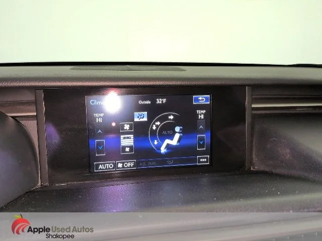 Used 2016 White Lexus 300 image 18